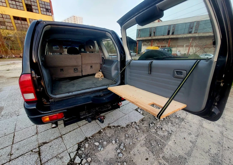 Suzuki Grand vitara 2.7 автоматик, снимка 10 - Автомобили и джипове - 52497858