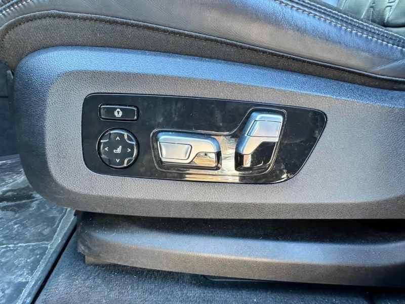 BMW X7 xDrive40i * CARFAX* Head-Up* 360 КАМЕРИ* ПАНОРАМА*, снимка 15 - Автомобили и джипове - 53252721