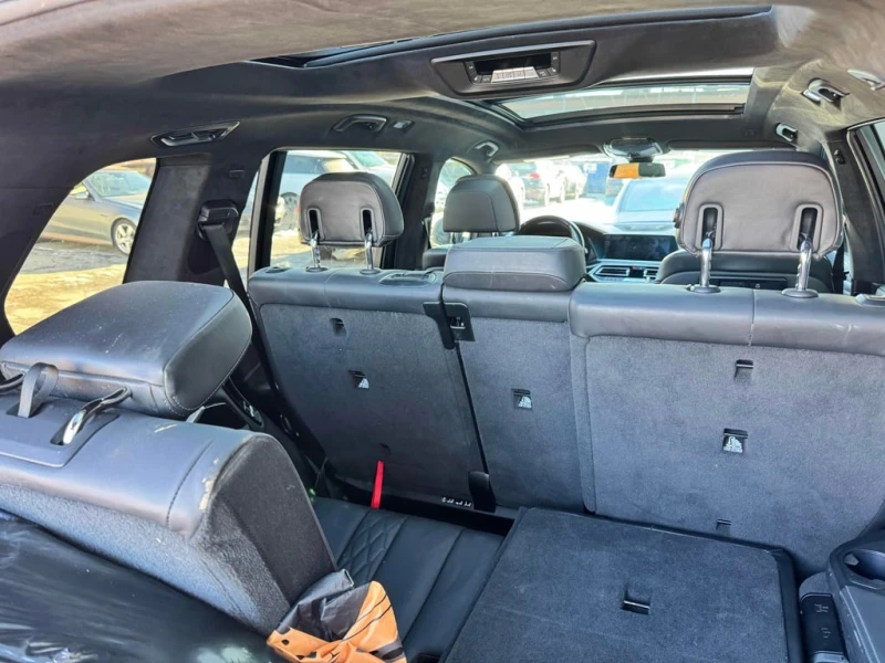 BMW X7 xDrive40i * CARFAX* Head-Up* 360 КАМЕРИ* ПАНОРАМА*, снимка 14 - Автомобили и джипове - 53252721