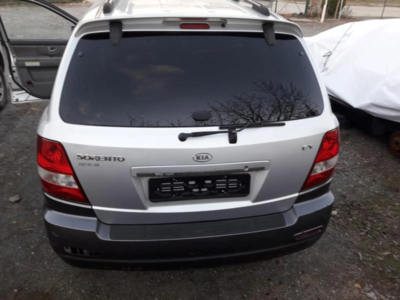 Kia Sorento 2.5 CRDI , снимка 4 - Автомобили и джипове - 20598960