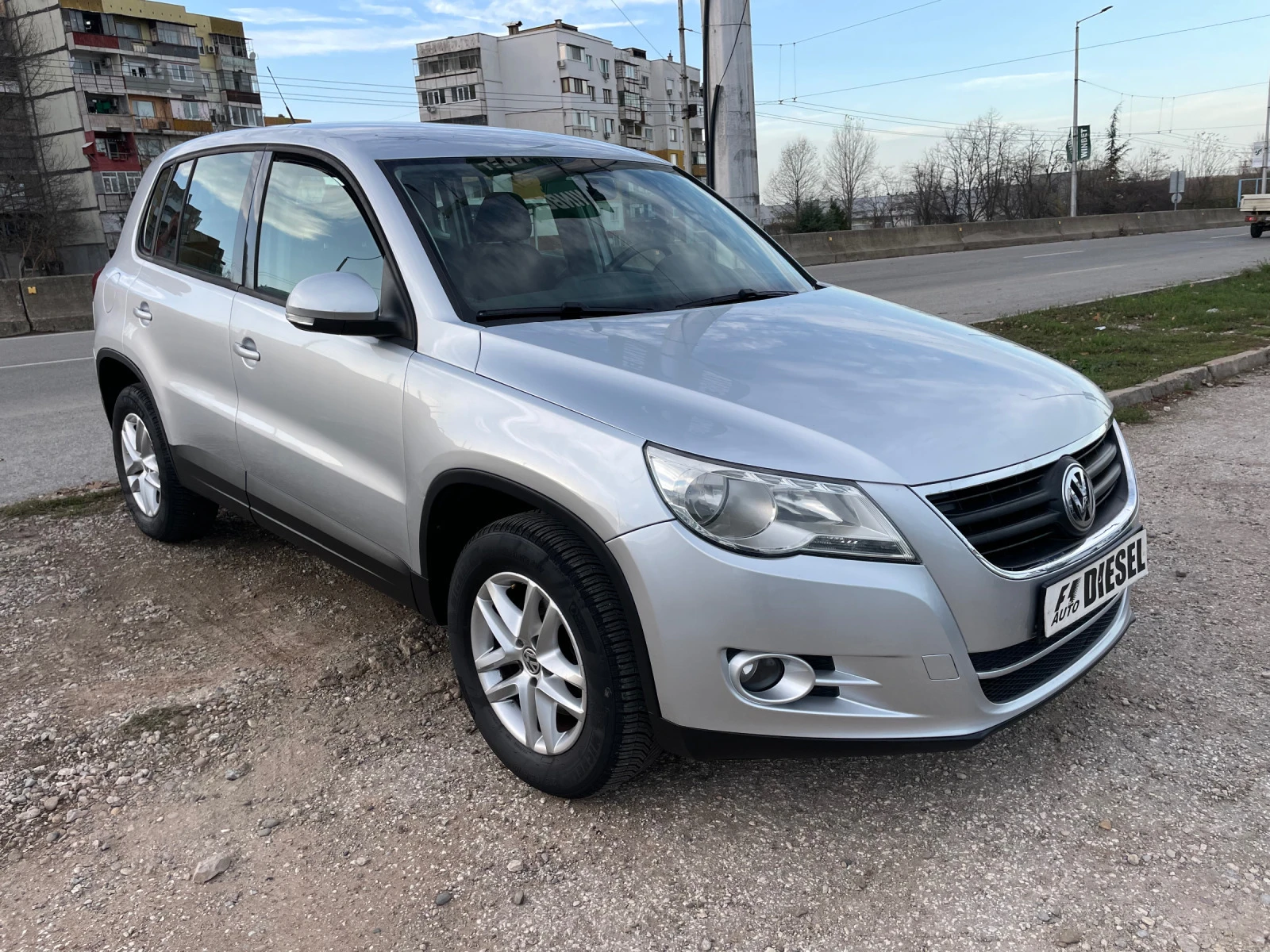 VW Tiguan 2.0TDI-4x4-NAVI-ITALIA - изображение 3