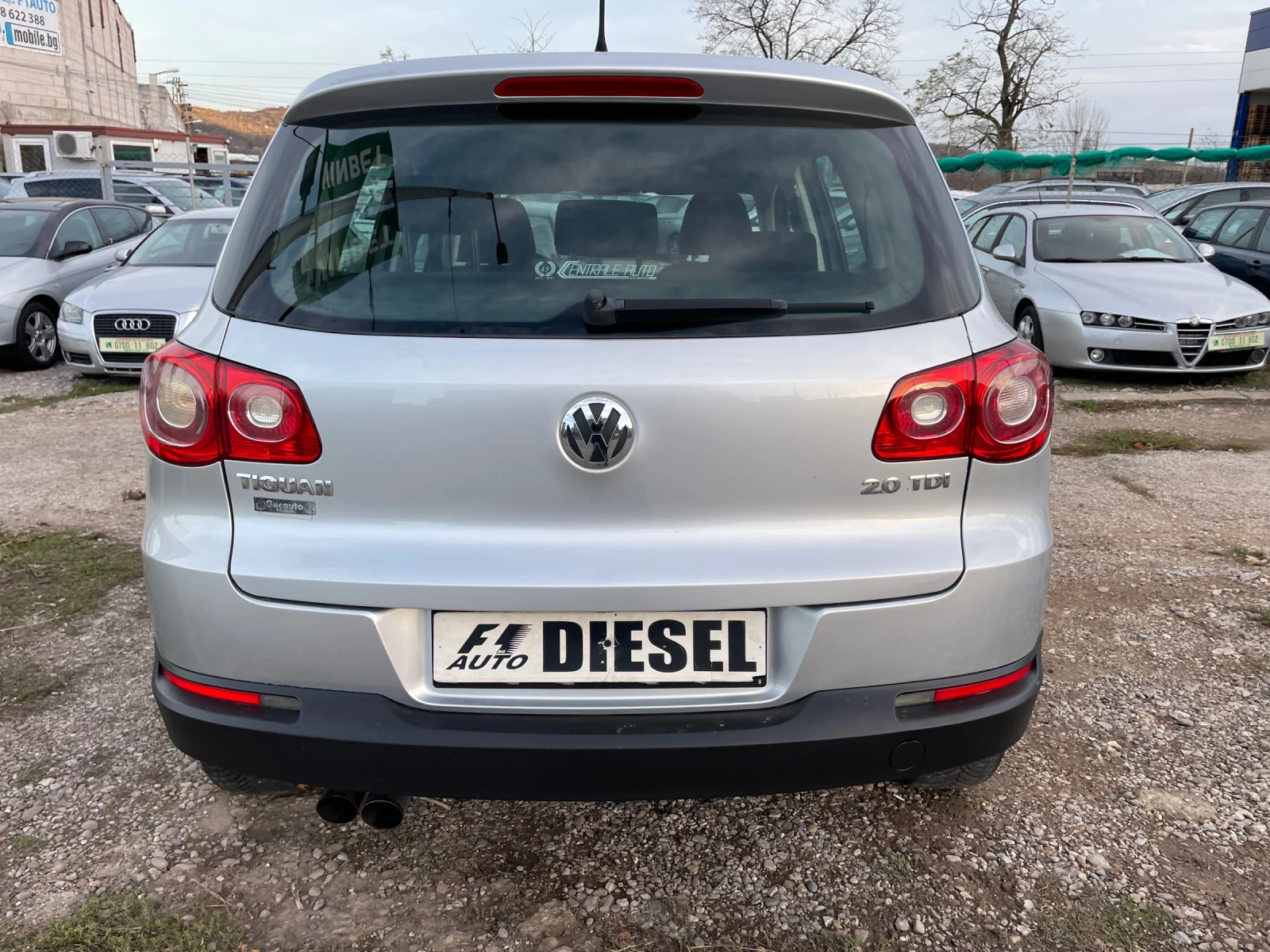 VW Tiguan 2.0TDI-4x4-NAVI-ITALIA - изображение 9