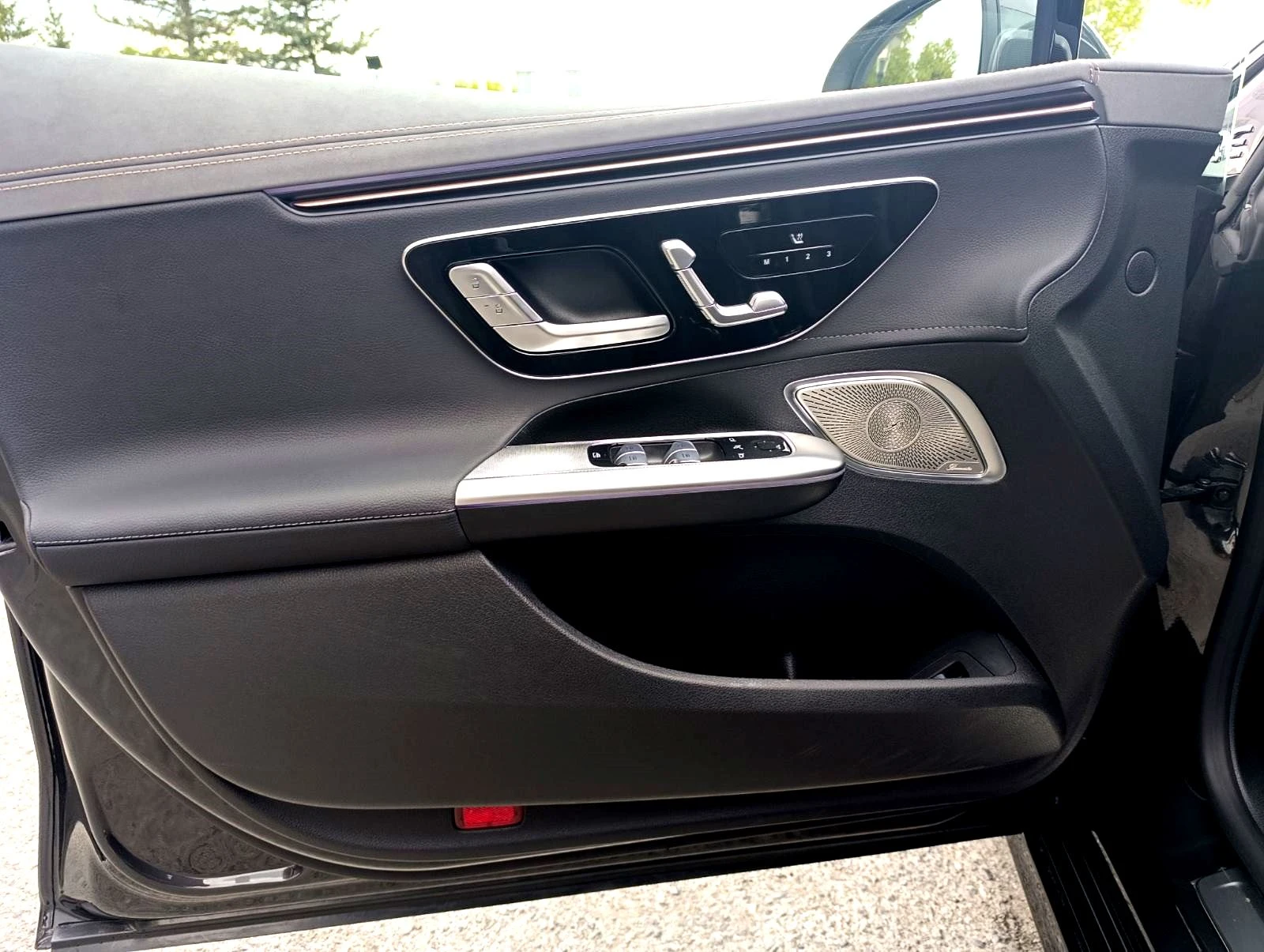 Mercedes-Benz EQE 300 AMG Paket 98kW/h | Mobile.bg   11