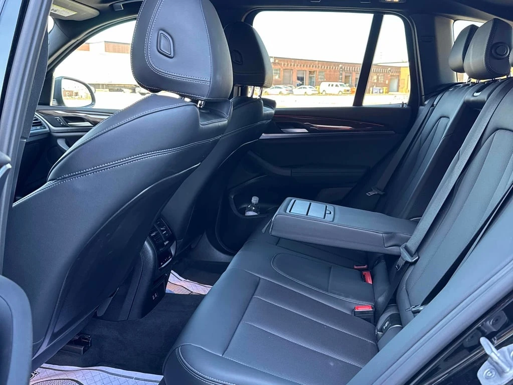 BMW X3 * xDrive30i * CARFAX *    | Mobile.bg   10