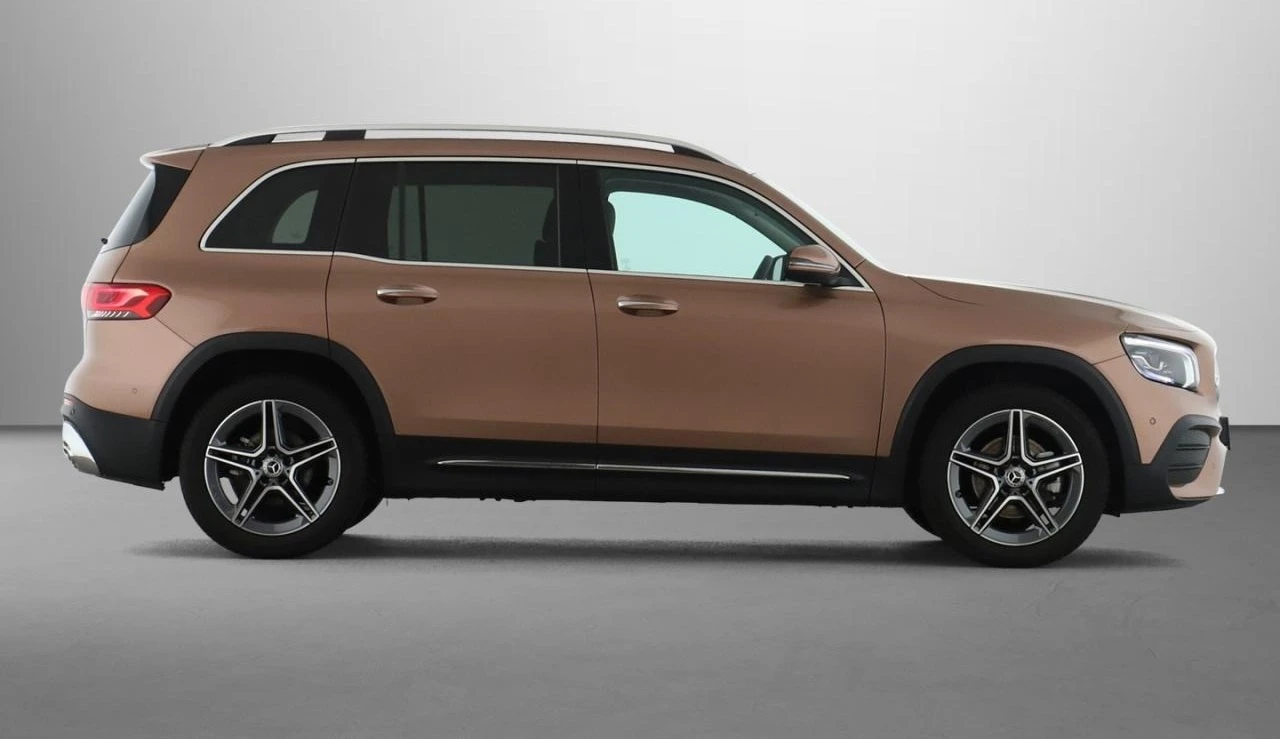 Mercedes-Benz GLB 200* AMG* PANO* MULTIBEAM*  | Mobile.bg   3