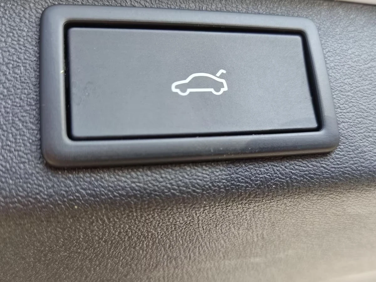 Skoda Elroq RS iV Matrix DISTR 360* Winter Pack+ HUD Massage  | Mobile.bg � ����������� 16