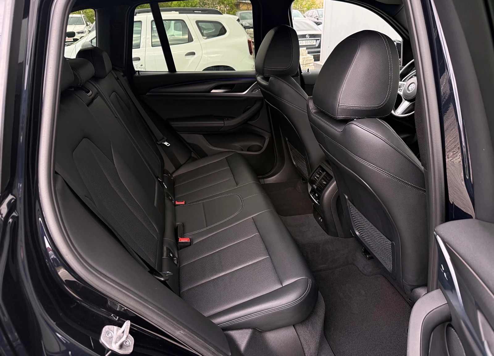 BMW X3 20d xDrive M-Sport, снимка 9 - Автомобили и джипове - 54922196