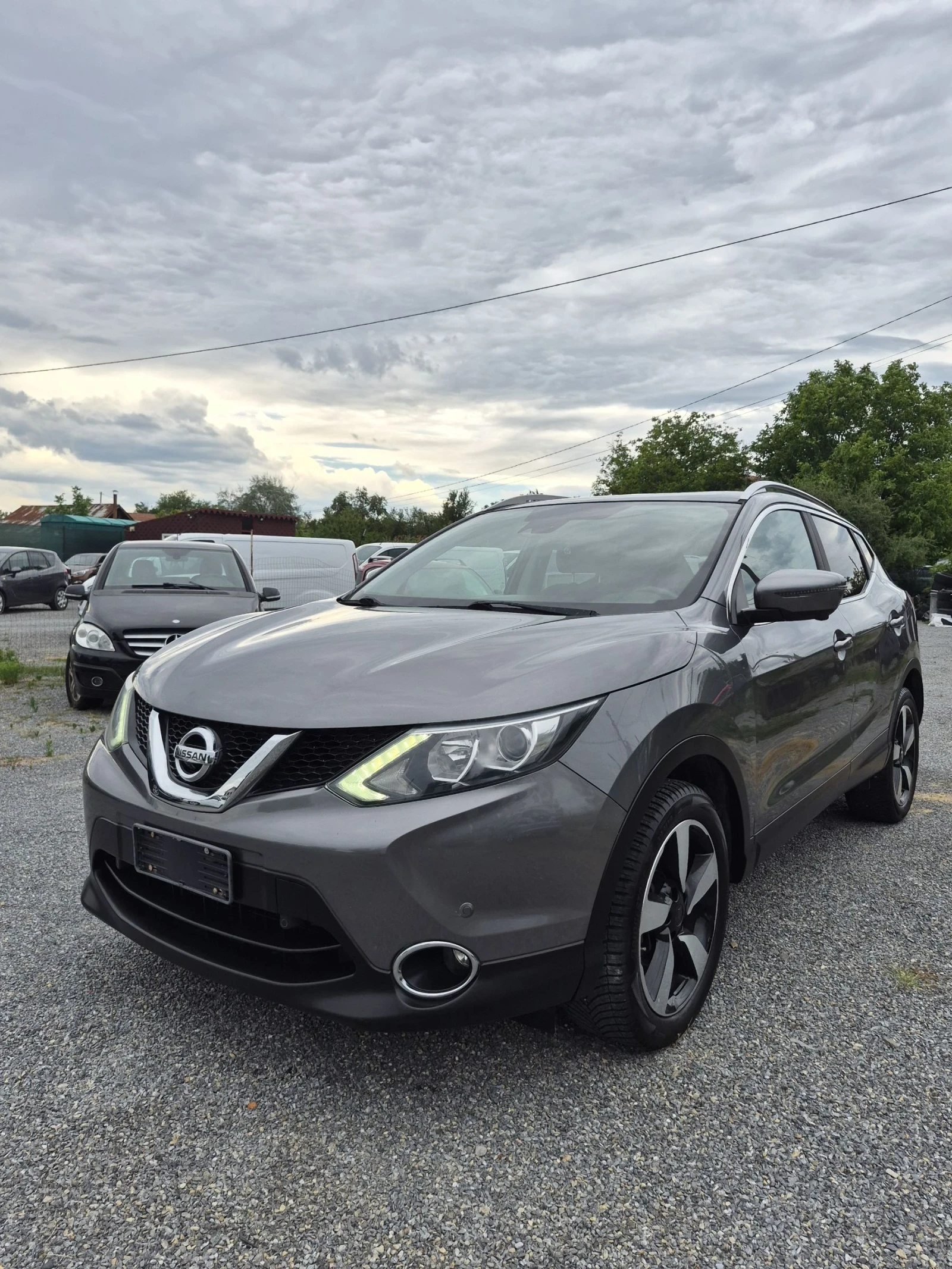 Nissan Qashqai 1.5 DCI N-tec Evro 6, снимка 2 - Автомобили и джипове - 55212345