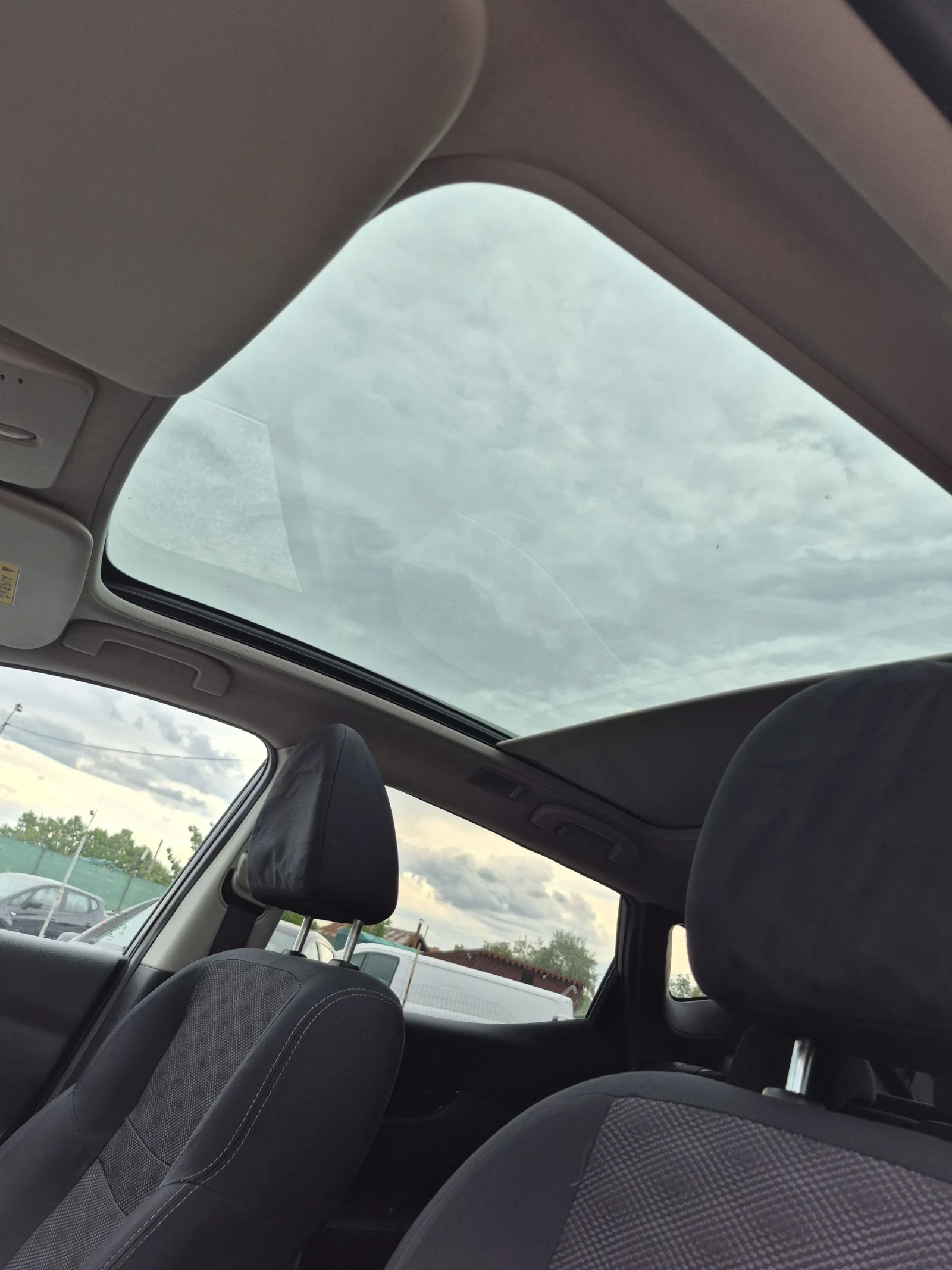 Nissan Qashqai 1.5 DCI N-tec Evro 6, снимка 13 - Автомобили и джипове - 55212345
