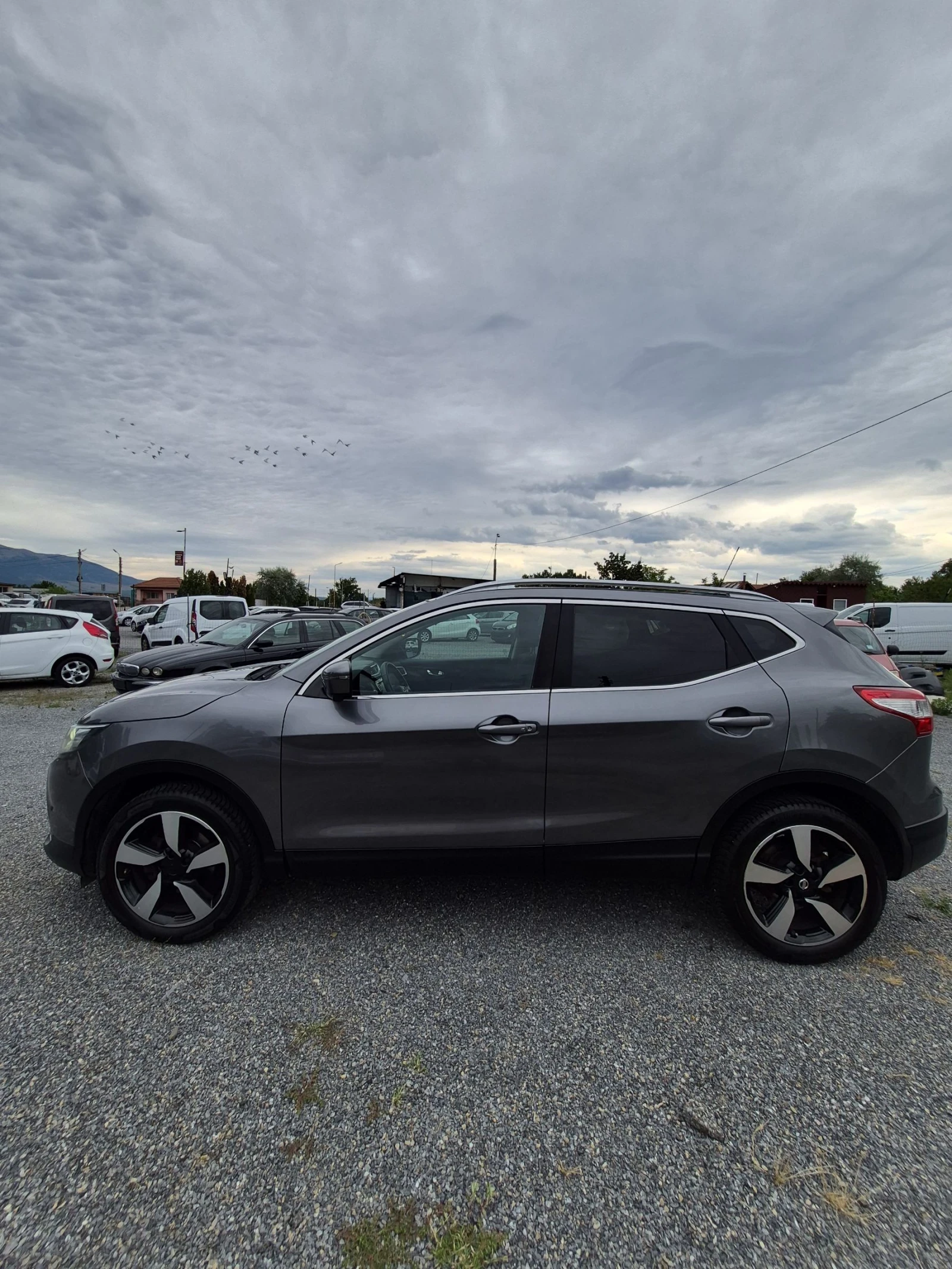 Nissan Qashqai 1.5 DCI N-tec Evro 6, снимка 7 - Автомобили и джипове - 55212345