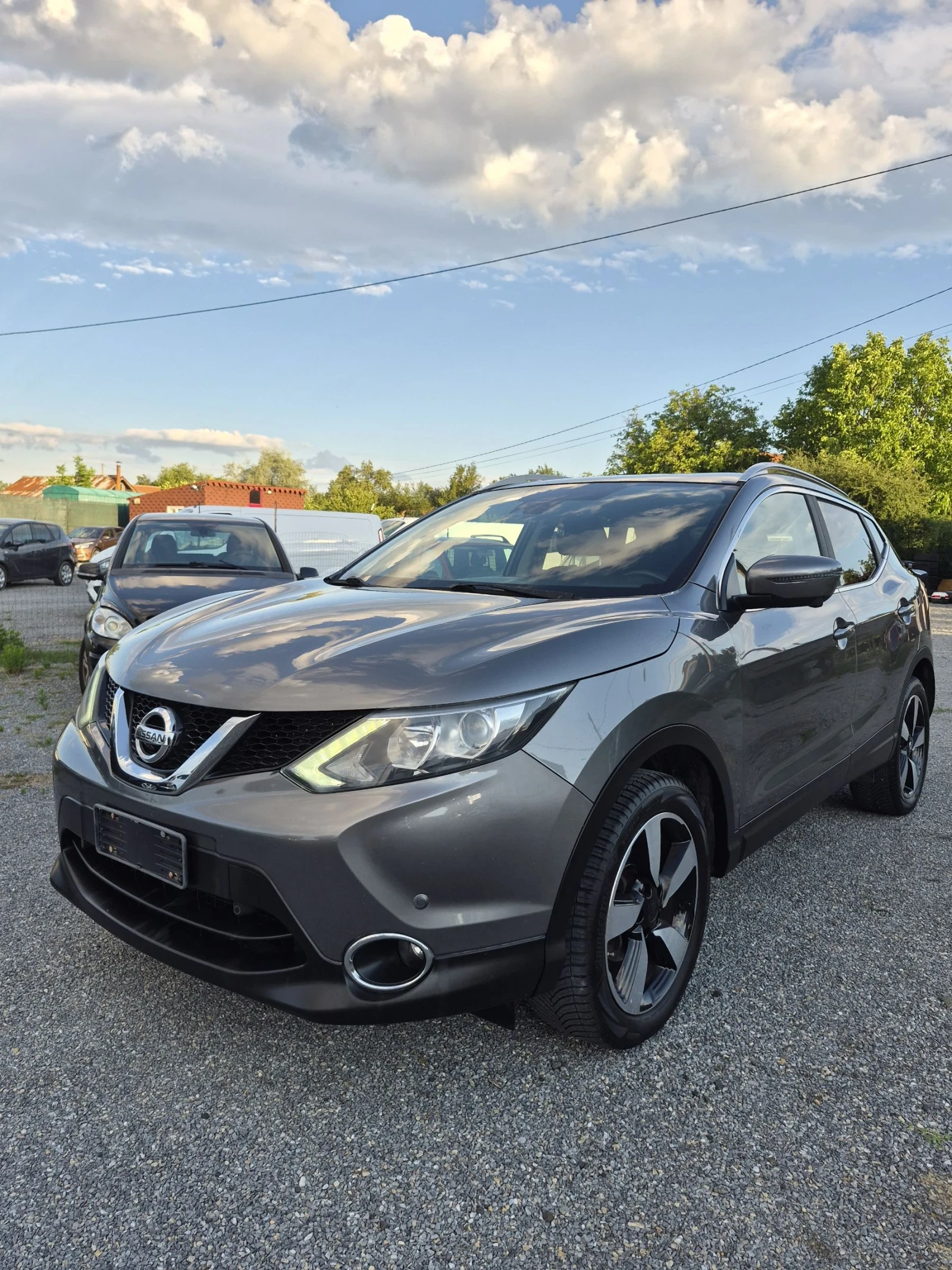 Nissan Qashqai 1.5 DCI * Tekna* Evro 6, снимка 2 - Автомобили и джипове - 55212345