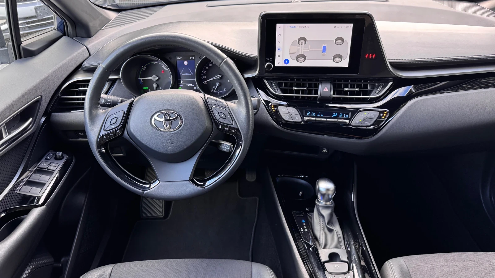 Toyota C-HR 2.0Hybrid 184�� �����������* 25���.��*  | Mobile.bg � ����������� 12