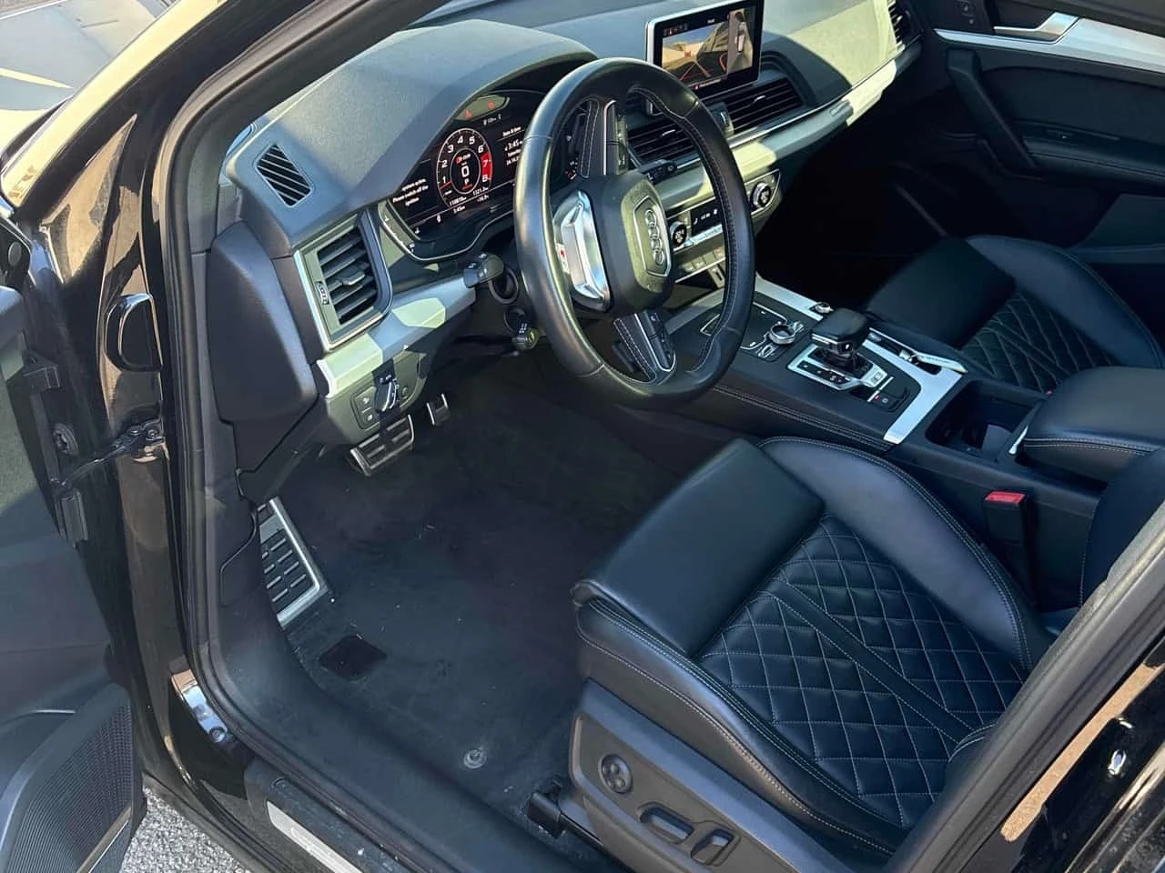 Audi SQ5 Technik | CARFAX | БЕЗ ИНЦИДЕНТИ | ДВА КЛЮЧА, снимка 7 - Автомобили и джипове - 56648486