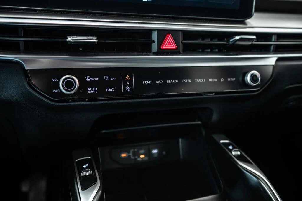 Kia Sorento 2025 Plug-in Hybrid* 6 �����* FULL* 4x4 | Mobile.bg � ����������� 14