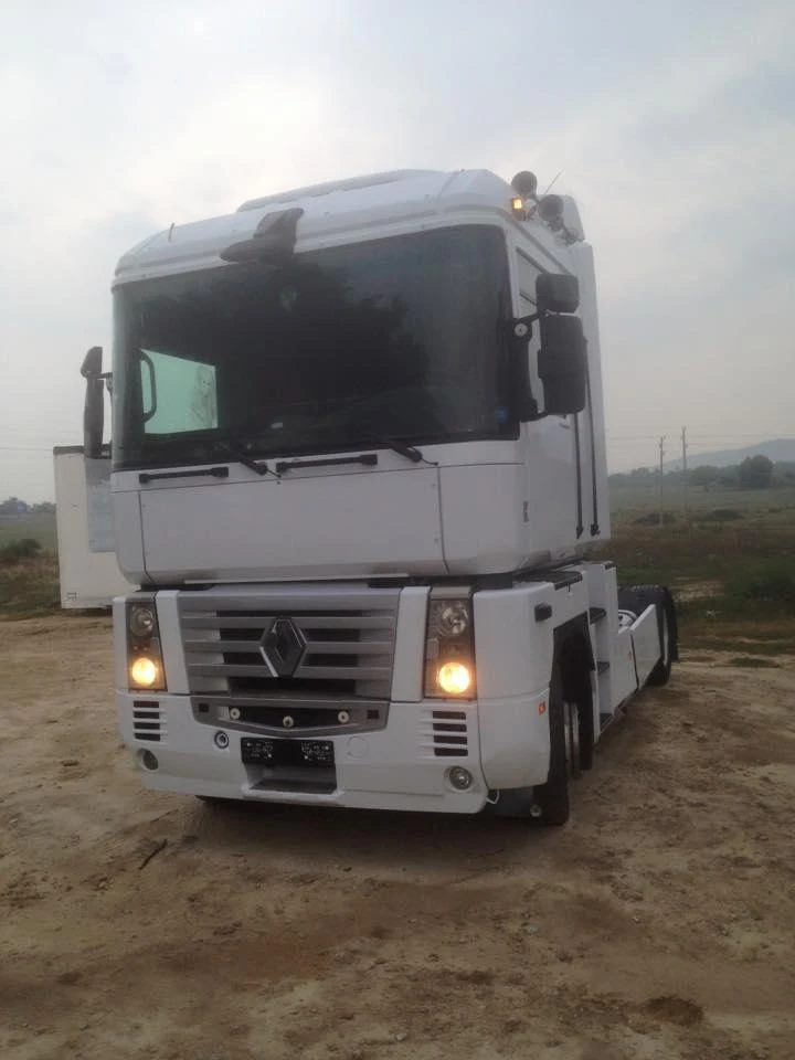 Renault Magnum 440 НА ЧАСТИ, снимка 1 - Камиони - 37005025