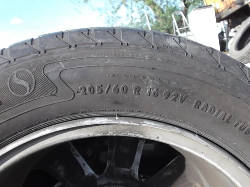 Гуми Летни 205/60R16, снимка 9 - Гуми и джанти - 10619954