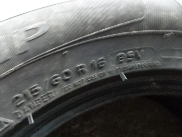 Гуми Летни 215/60R16, снимка 12 - Гуми и джанти - 14662267