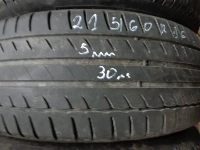 Гуми Летни 215/60R16, снимка 8 - Гуми и джанти - 14662267