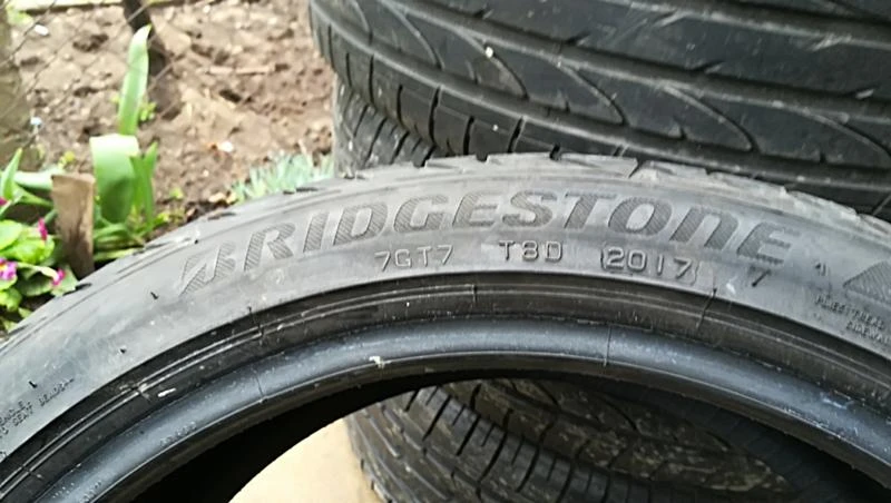 Гуми Летни 225/40R18, снимка 5 - Гуми и джанти - 25085800