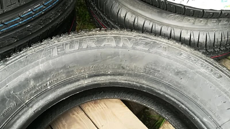 Гуми Летни 205/65R15, снимка 4 - Гуми и джанти - 25465255