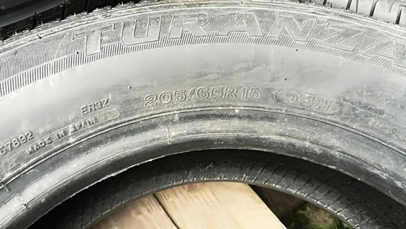 Гуми Летни 205/65R15, снимка 5 - Гуми и джанти - 25465255