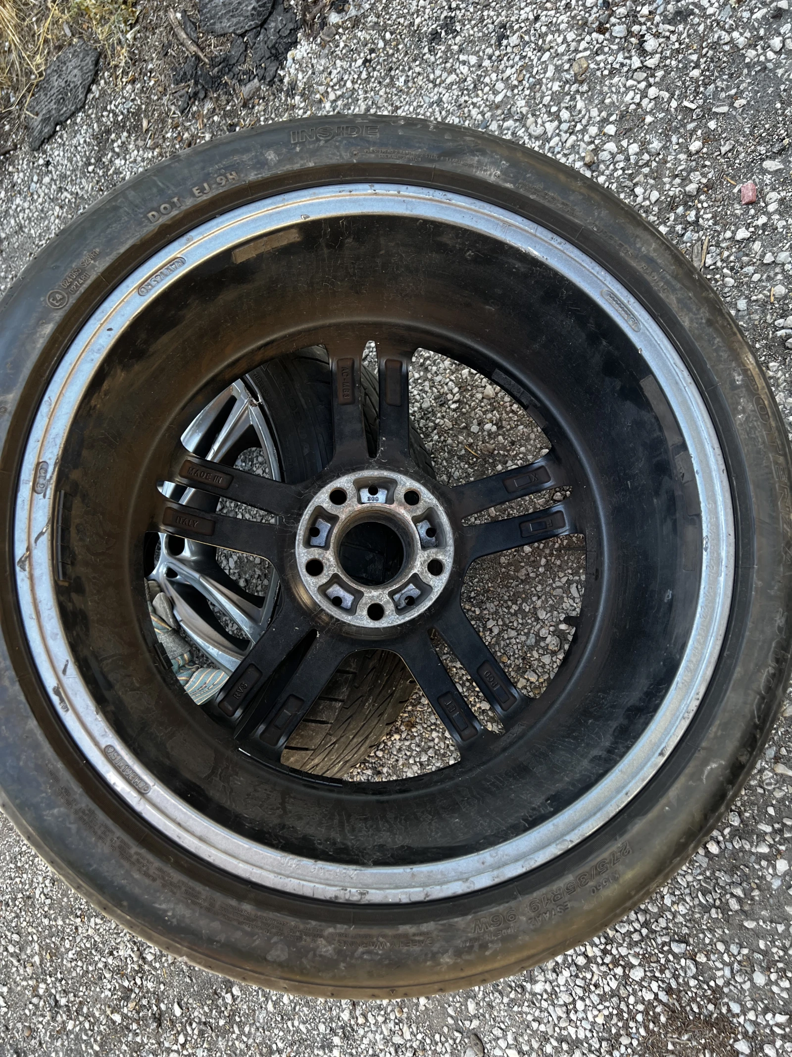 Гуми с джанти Bridgestone 245/40R19, снимка 6 - Гуми и джанти - 55101399