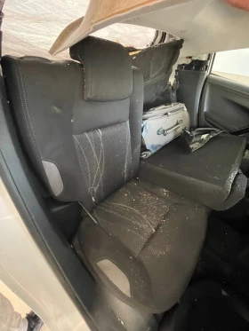 Peugeot 208 1.6bluehdi НА ЧАСТИ, снимка 6