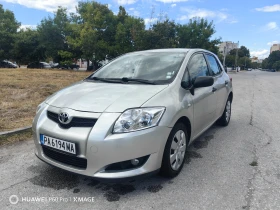 Toyota Auris 1.3, снимка 2