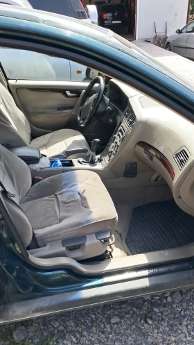 Volvo V70 2.5 TDI, снимка 3