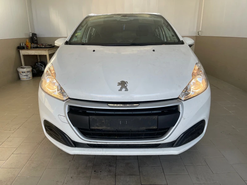 Peugeot 208 1.6bluehdi НА ЧАСТИ, снимка 1 - Автомобили и джипове - 47593992