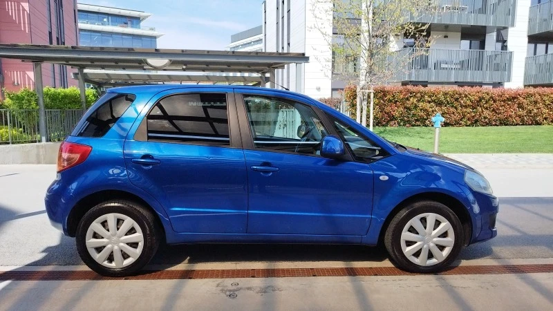 Suzuki SX4 1.6i АВТОМАТИК, снимка 6 - Автомобили и джипове - 45404299