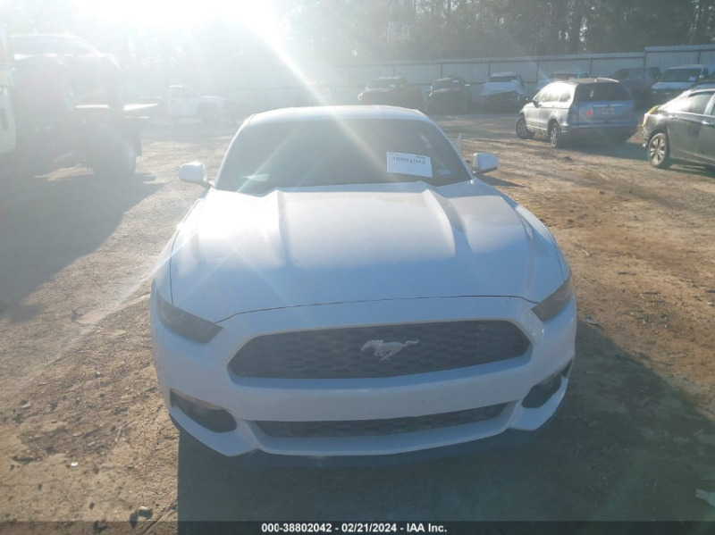 Ford Mustang Ecoboost Fastback 2.3, снимка 2 - Автомобили и джипове - 46185255