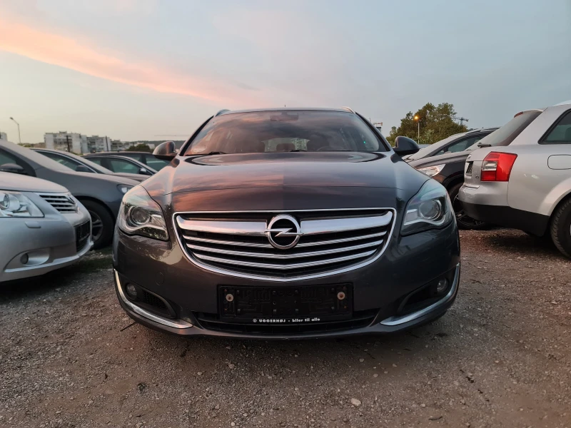 Opel Insignia КАТО ЧИСТО НОВА, снимка 2 - Автомобили и джипове - 47561350