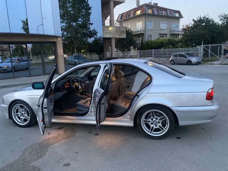 BMW 525 525 d, снимка 7 - Автомобили и джипове - 47931417