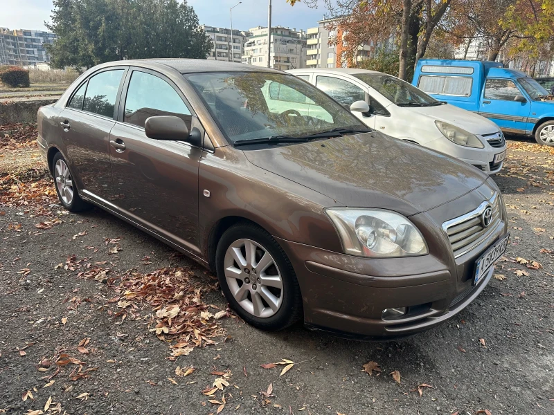 Toyota Avensis vvt-i , снимка 13 - Автомобили и джипове - 48045281