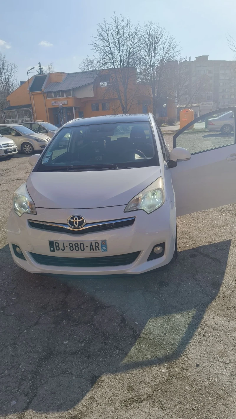 Toyota Verso S Verso s, снимка 2 - Автомобили и джипове - 49393163