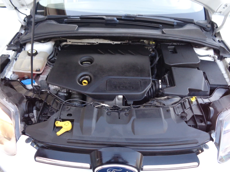 Ford Focus 1.6TDCI-NAVI-KEYLESS-CRUISE CONTROL-BARTER-LIZING, снимка 16 - Автомобили и джипове - 51741293