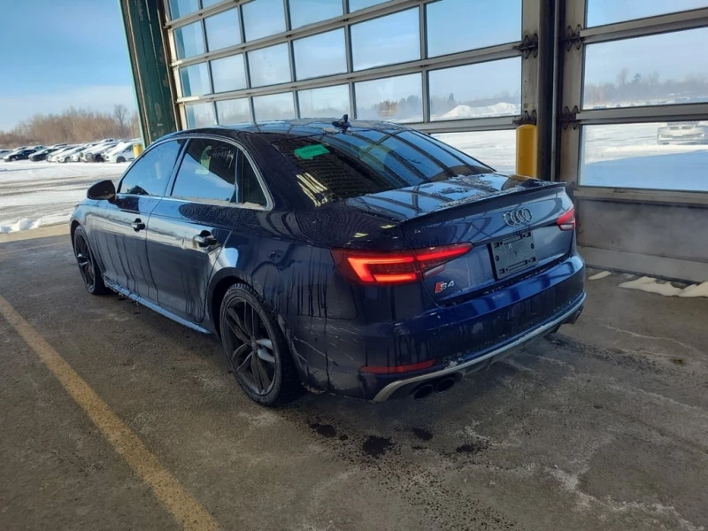 Audi S4 * TECHNIK * CARFAX * БЕЗ ПЪРВОНАЧАЛНА ВНОСКА, снимка 4 - Автомобили и джипове - 52991493