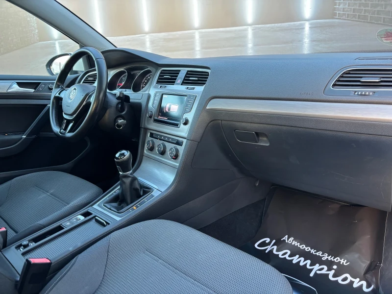 VW Golf 1.6TDI-110к.с, снимка 10 - Автомобили и джипове - 53056489
