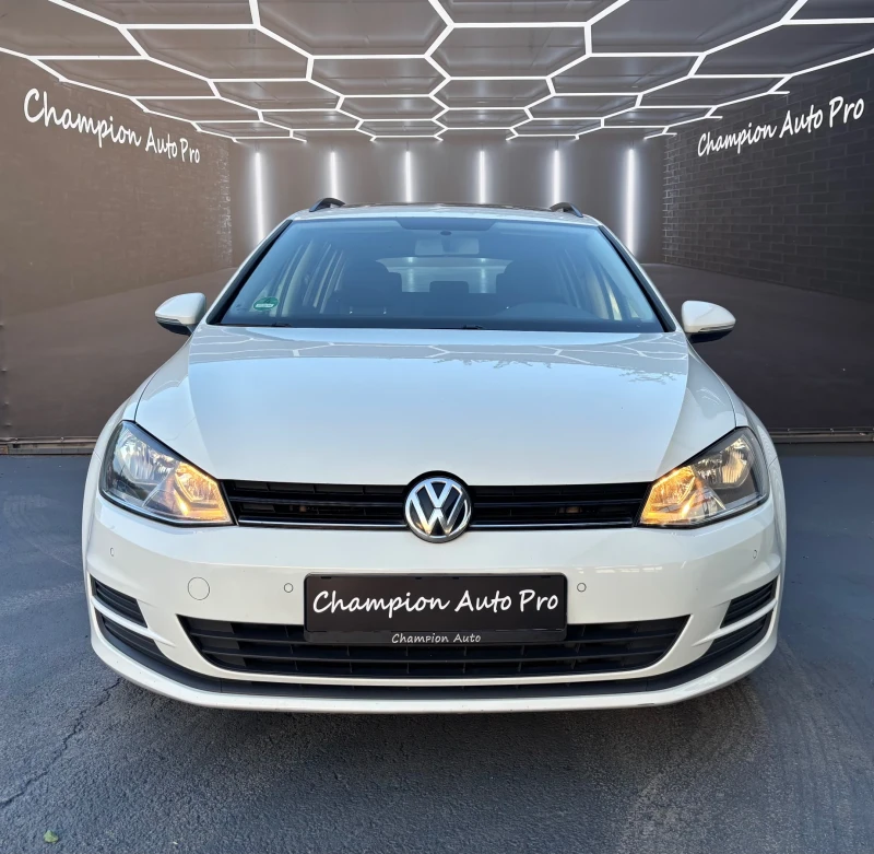 VW Golf 1.6TDI-110к.с, снимка 2 - Автомобили и джипове - 53056489