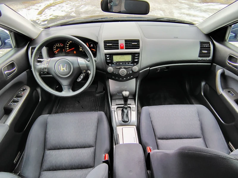 Honda Accord 2.0i ГАЗ/АВТОМАТИК, снимка 12 - Автомобили и джипове - 53107039