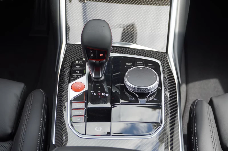 BMW M3 XDRIVE/530HP/COMP./SHADOW/360/HUD/MEMO/H&K/709g, снимка 11 - Автомобили и джипове - 53163519