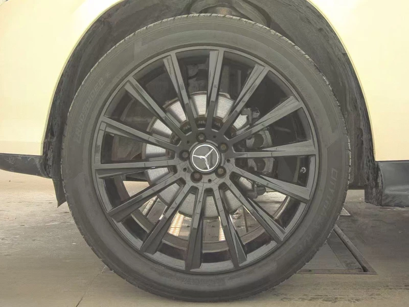 Mercedes-Benz GLS 450 4Matic, снимка 17 - Автомобили и джипове - 53210109