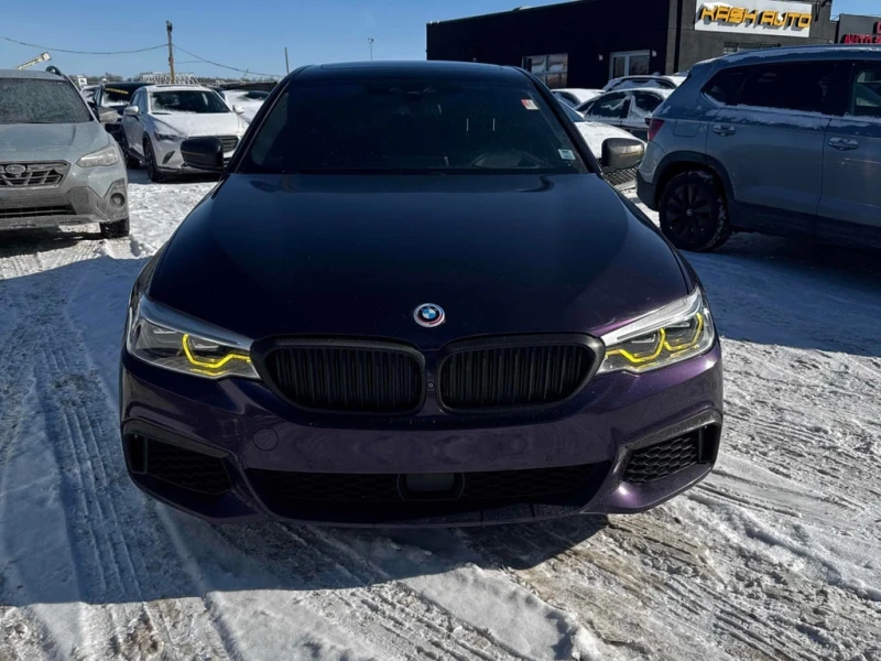 BMW 550 / xDrive / G30 / Distronic / Harman / ОБДУХВАНЕ , снимка 6 - Автомобили и джипове - 53358655