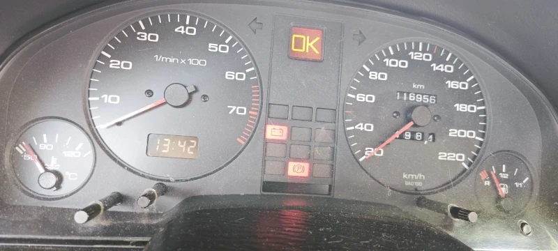 Audi 80 1.8 E 112кс., снимка 15 - Автомобили и джипове - 53375517