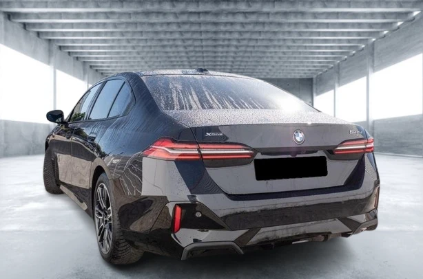 BMW 540 d xDrive = M-Sport Pro = Гаранция - изображение 2