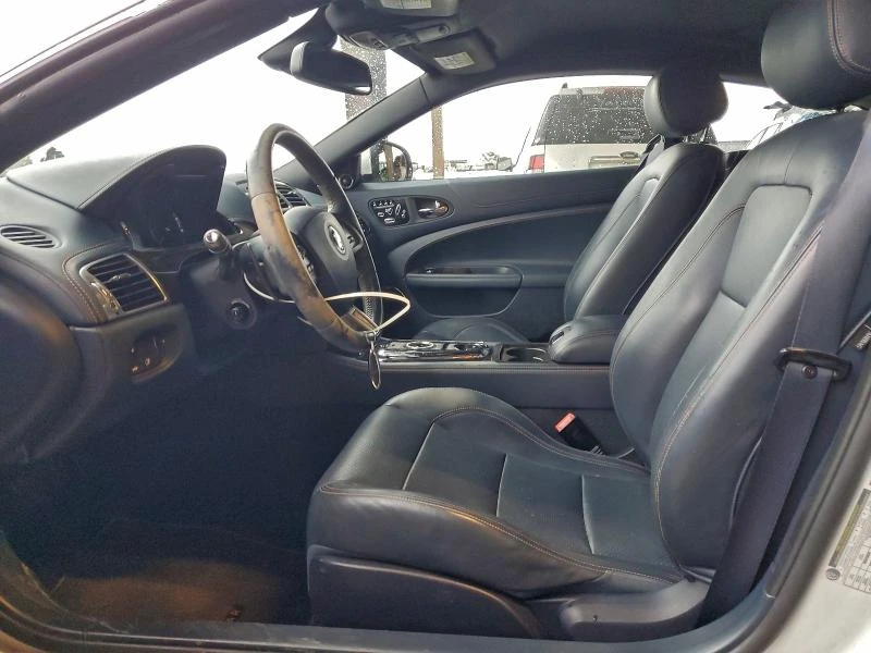 Jaguar XE 5.0L 8 Rear-wheel drive - изображение 9