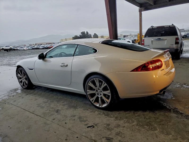 Jaguar XE 5.0L 8 Rear-wheel drive - изображение 2