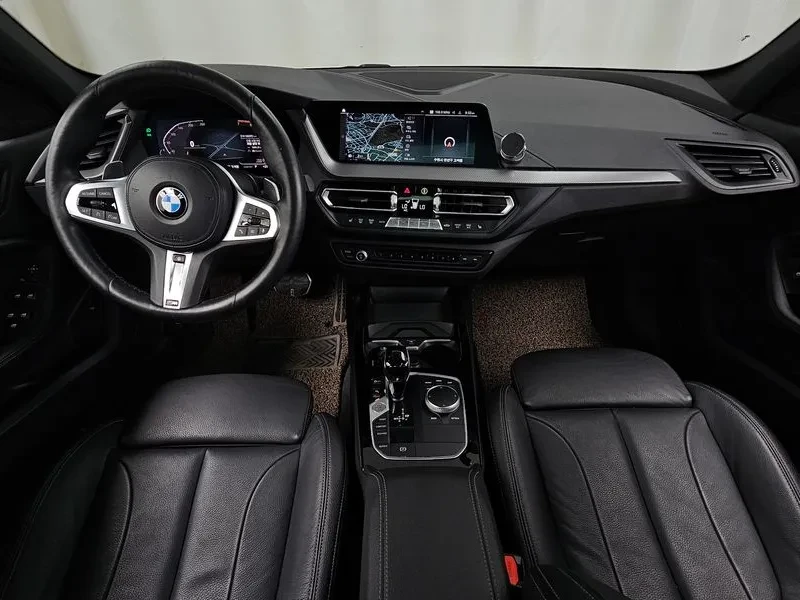 BMW 120 I M Sports, снимка 7 - Автомобили и джипове - 55830619