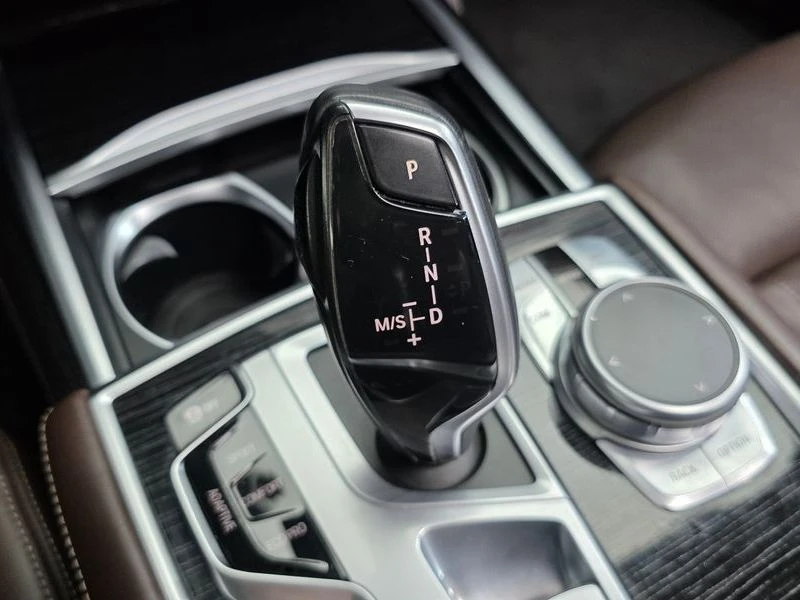 BMW 740 xDrive M Sport| Pano| 360| Head Up| �������| ����� | Mobile.bg � ����������� 9
